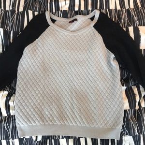 Diamond pleated sweater
